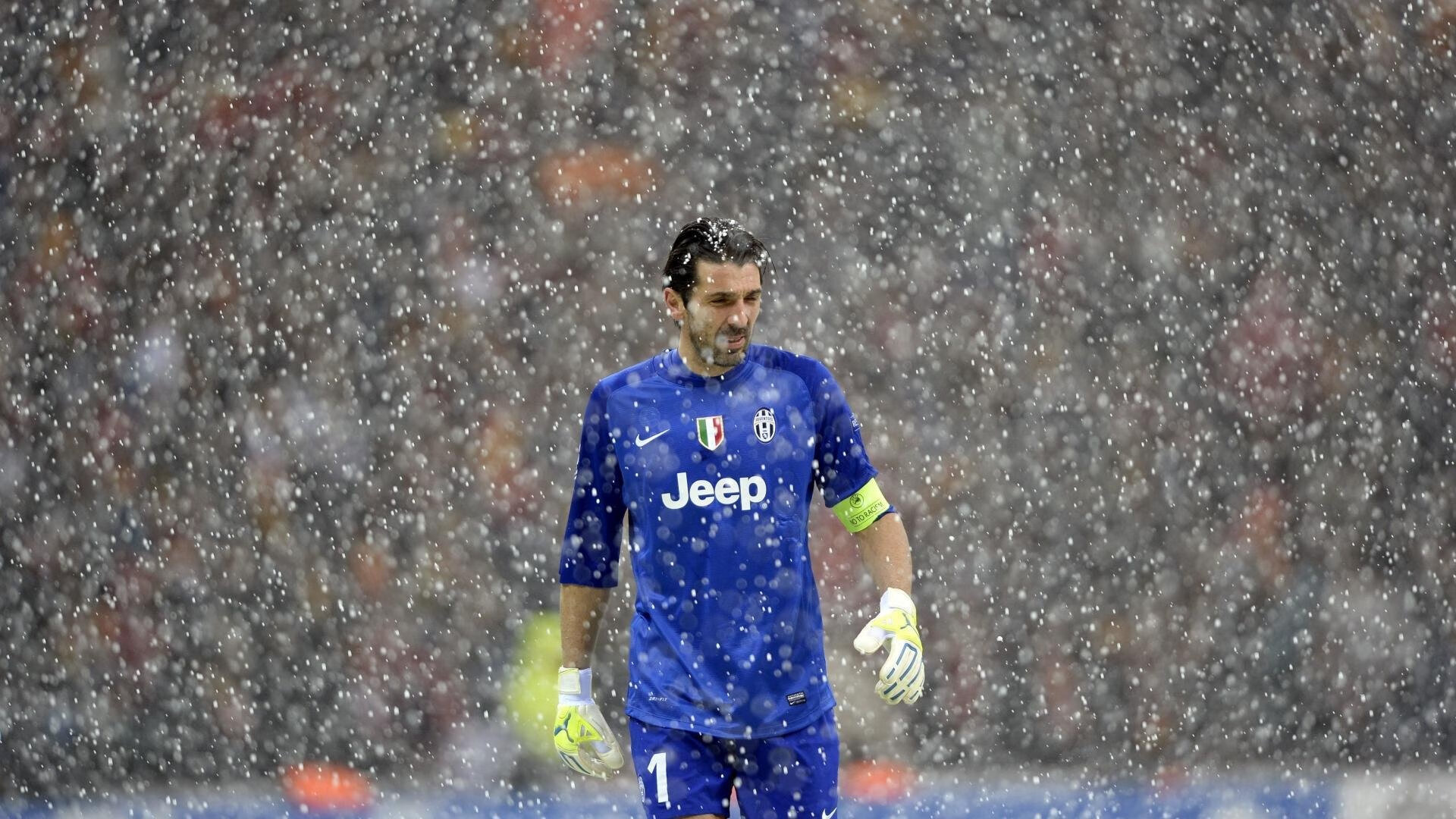 开云·体育官网-水球比赛朝鲜女队配合默契，水球女子队